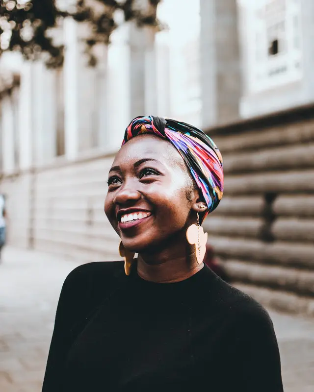 Comment Mettre un Foulard dans les Cheveux Courts ? 2 Pourquoi mettre un foulard dans les cheveux courts